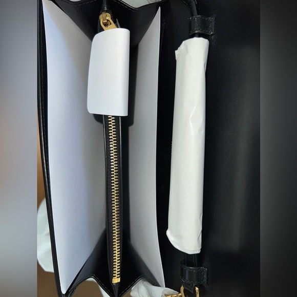 New Saint Laurent Cassandre Envelope Large Wallet On Chain - Picture 11 of 13